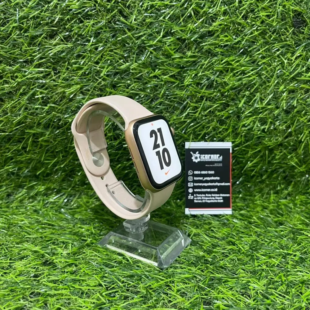 Apple Watch Series 5 44mm - GPS - Gold