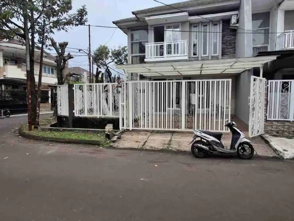 Disewakan Rumah Posisi Hoek Villa Melati Mas Serpong Tangerang