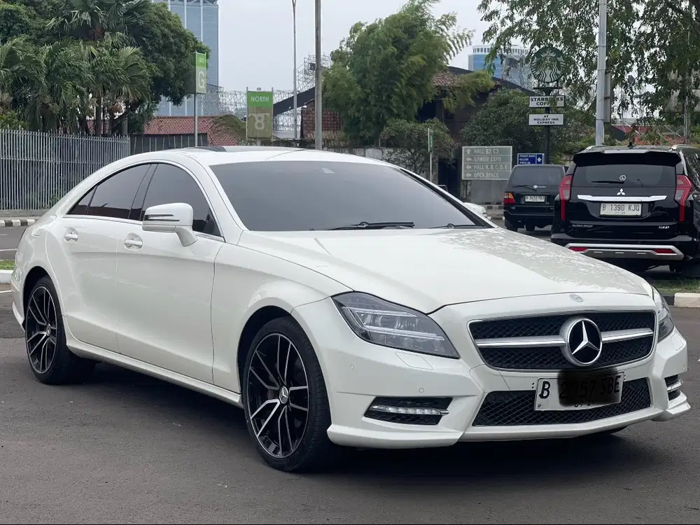 MERCEDES BENZ CLS350 PUTIH 2013 DIJUAL CEPAT SIAP PAKAI