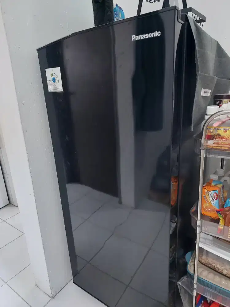 Jual kulkas bekas merek panasonic 1 pintu