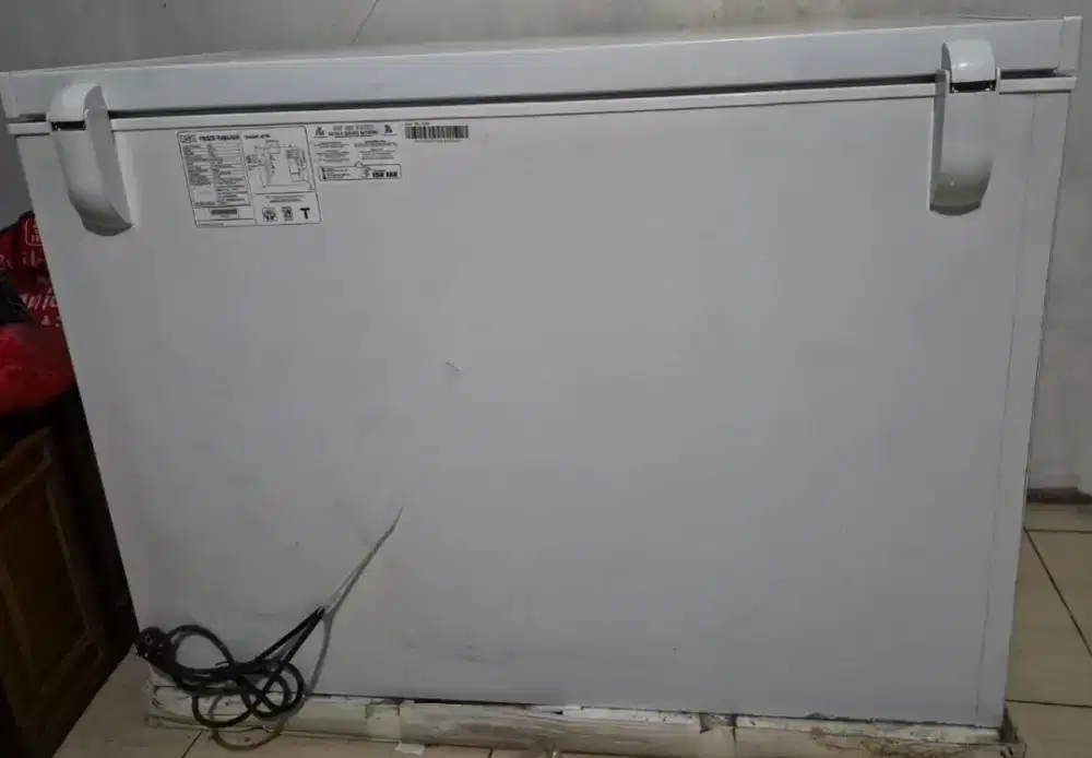 frezer baru belum pernah di pakai