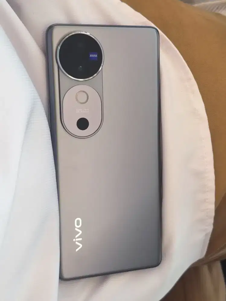 Vivo V40 512GB Like New Garansi