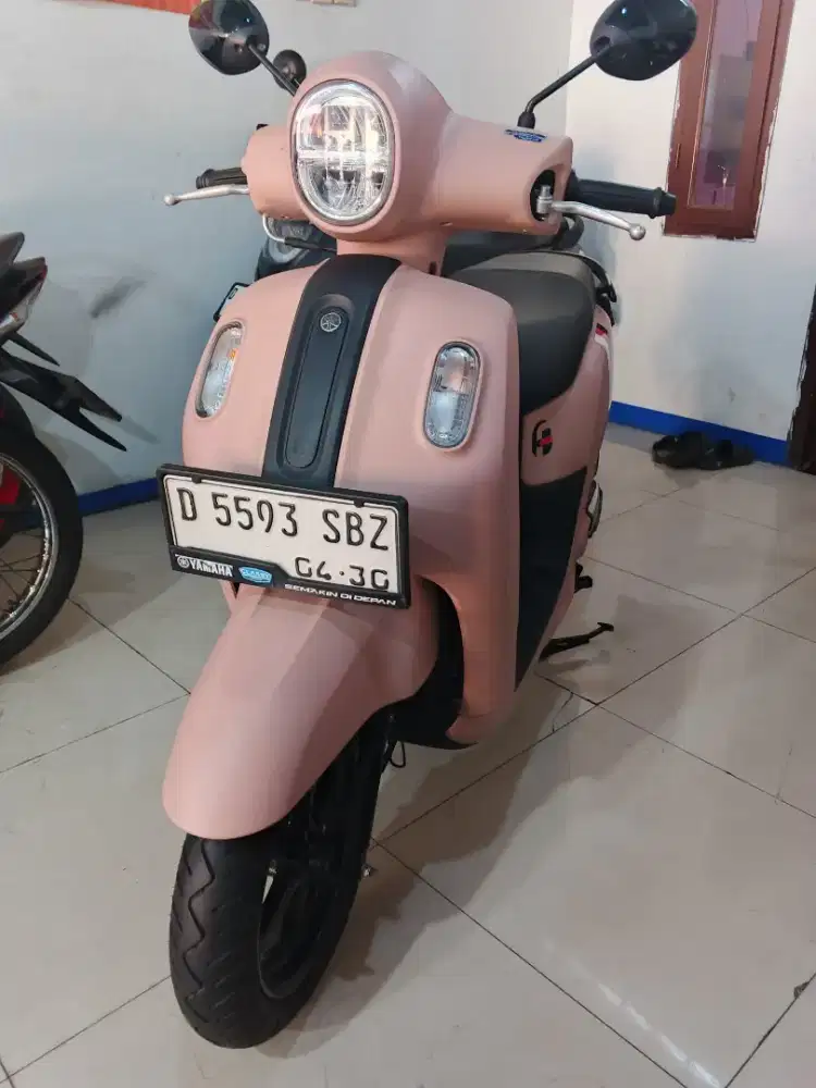 YAMAHA FAZZIO HYBRID NEO TH 2025 PINKY