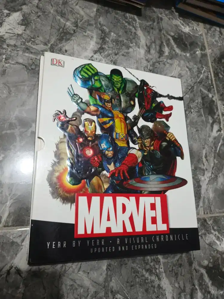 Garage Sale. Preloved buku² impor, Minat DM aja ya
