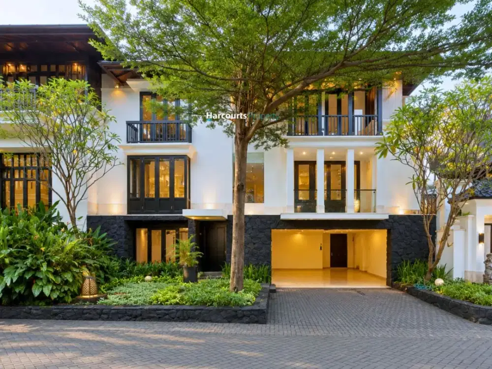 Disewakan Rumah Hunian Modern Tropis Di Pejaten