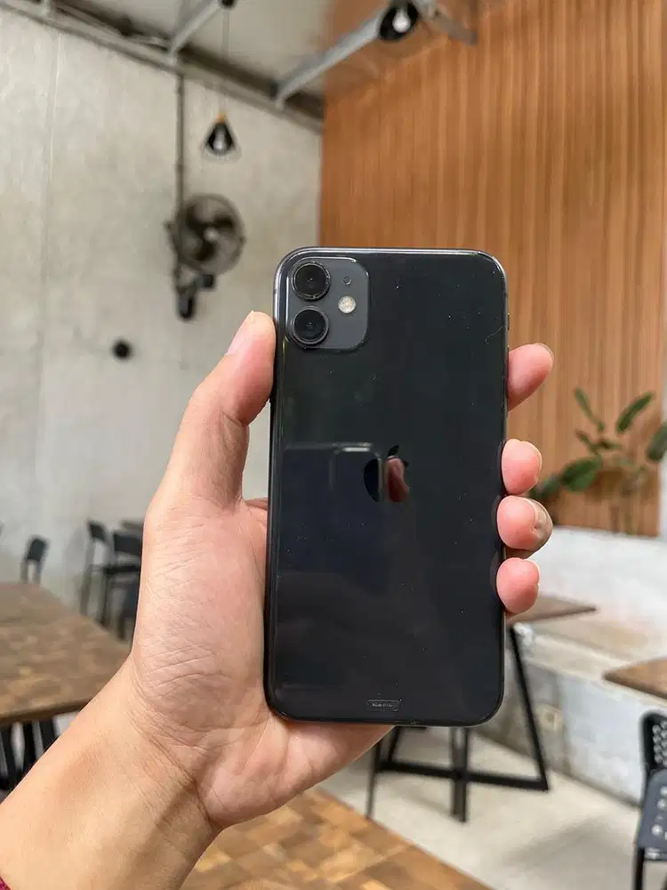 Dijual iPhone 11 128GB iBox resmi original
