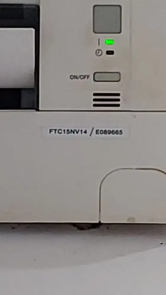 2 AC Daikin made in Thai