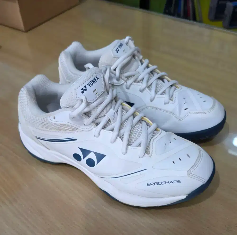 Sepatu Badminton Yonex SHB 65 X4 White