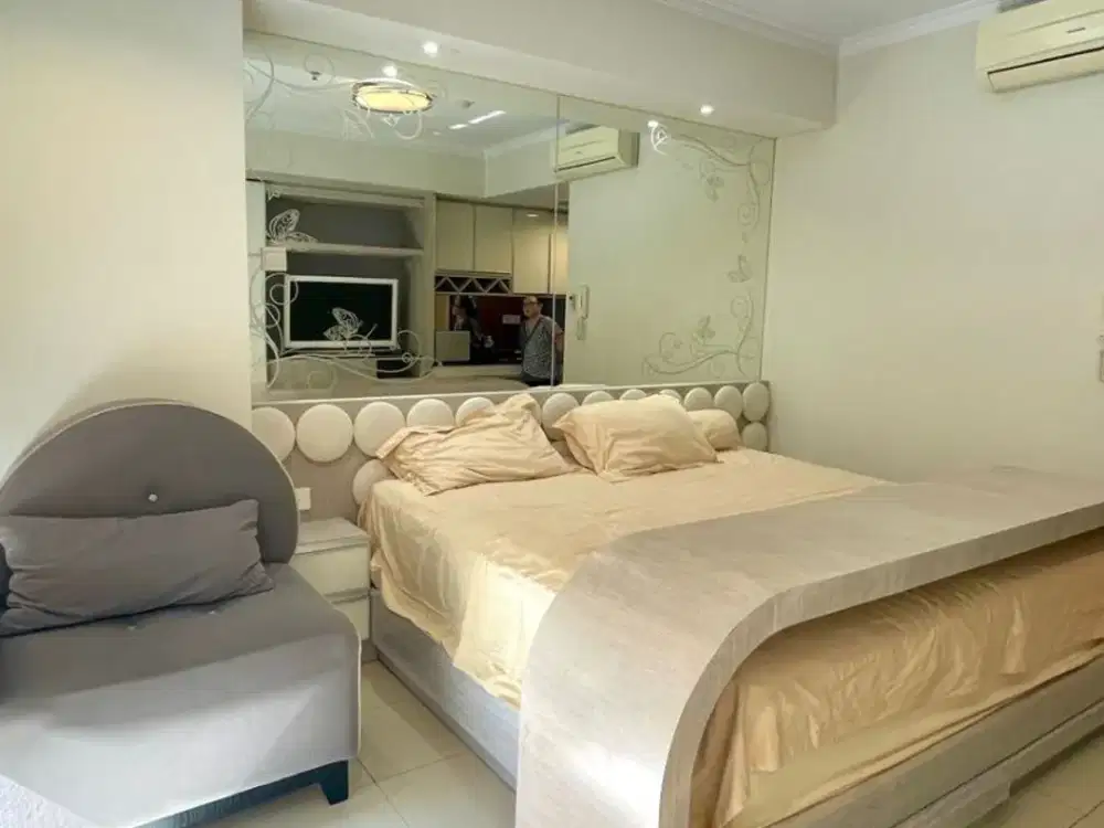 Sewa Studio Royal Mediterania Garden Tanjung Duren dekat Mall, Kantor, Universitas, lokasi strategis