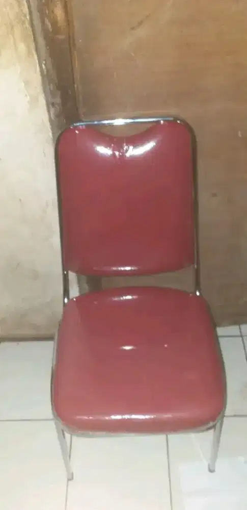 Kursi susun baru rangka kokoh kuat