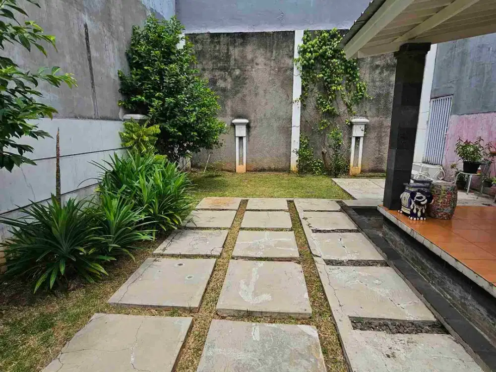 jual murah tanah di bawah njop ada fasilitas padel dan kolam renang dalam komplek keamanan 24 jsm