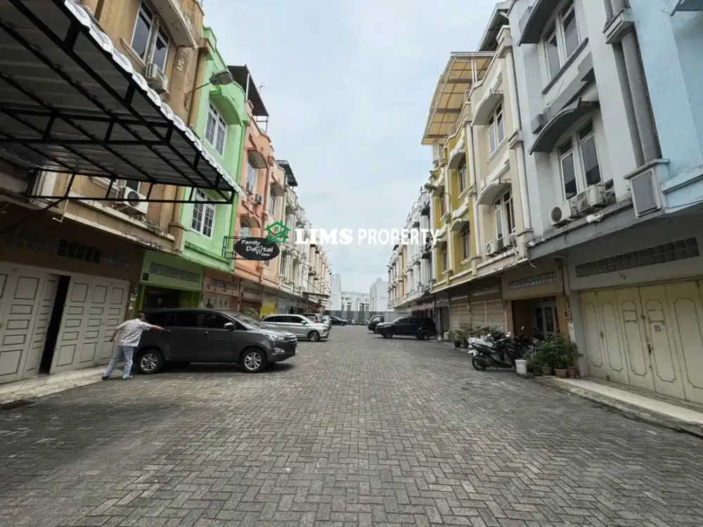 Dijual Ruko Komplek Istana Prima 1
