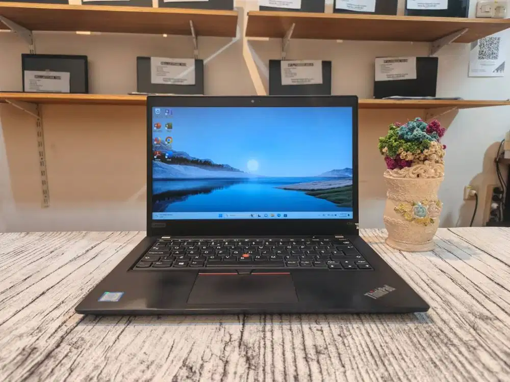 Laptop LENOVO THINKPAD X390 Intel Core i7-8565U Ram 16GB