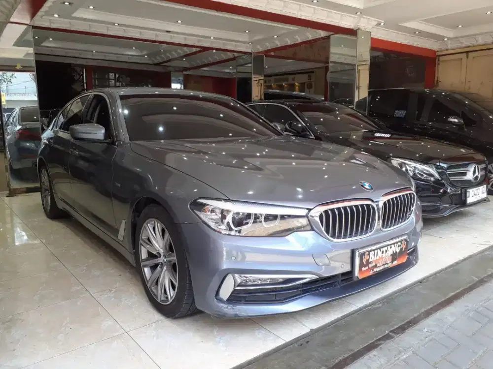 BMW 520i G30 AT 2018 KM RENDAH GREY / MODEL THN 2019 [BINTANG MOTOR]