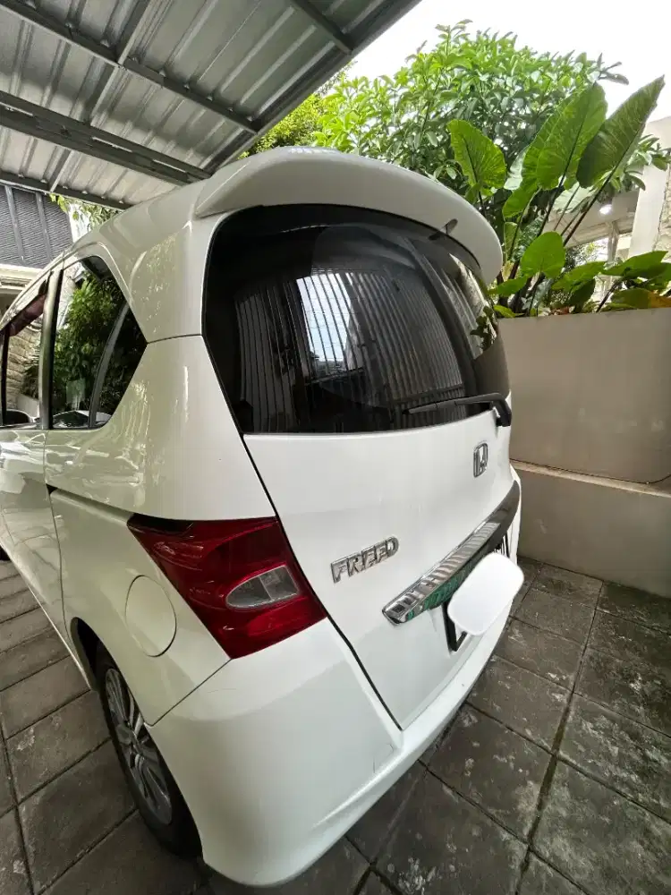 Honda Freed 1.5 E AT 2013