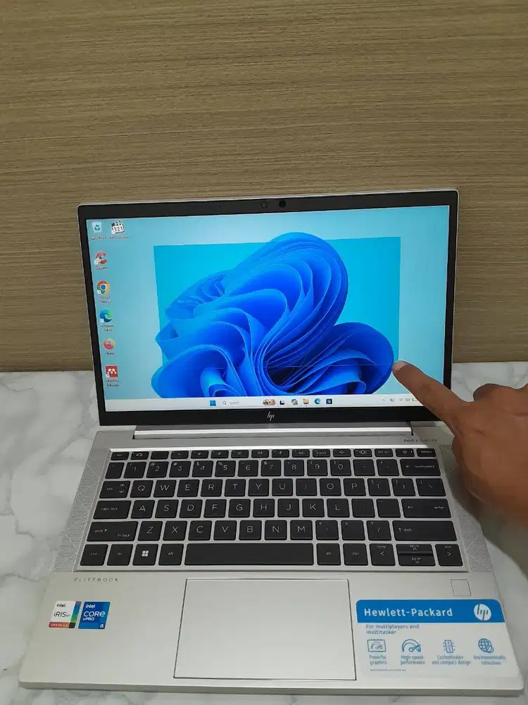 HP Elitebook 830 G8, Core i5 gen11, Ram 8GB, SSD 256GB,Layar 13,3, FHD