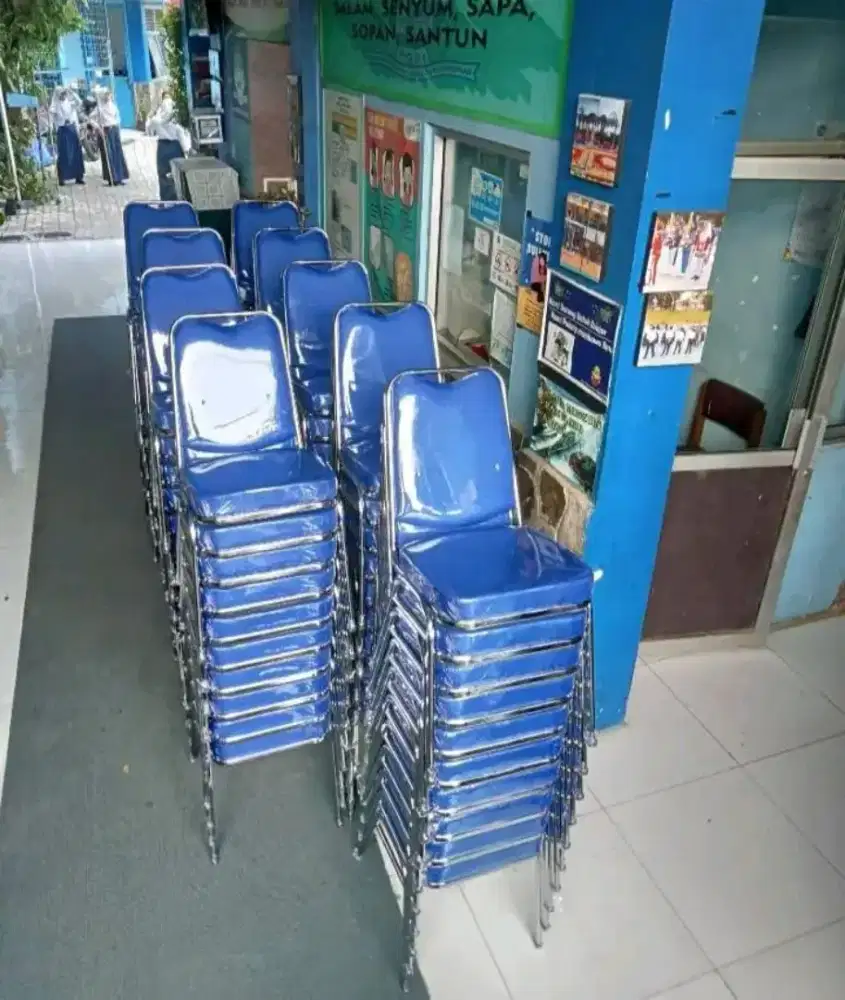 Kursi susun baru hajatan