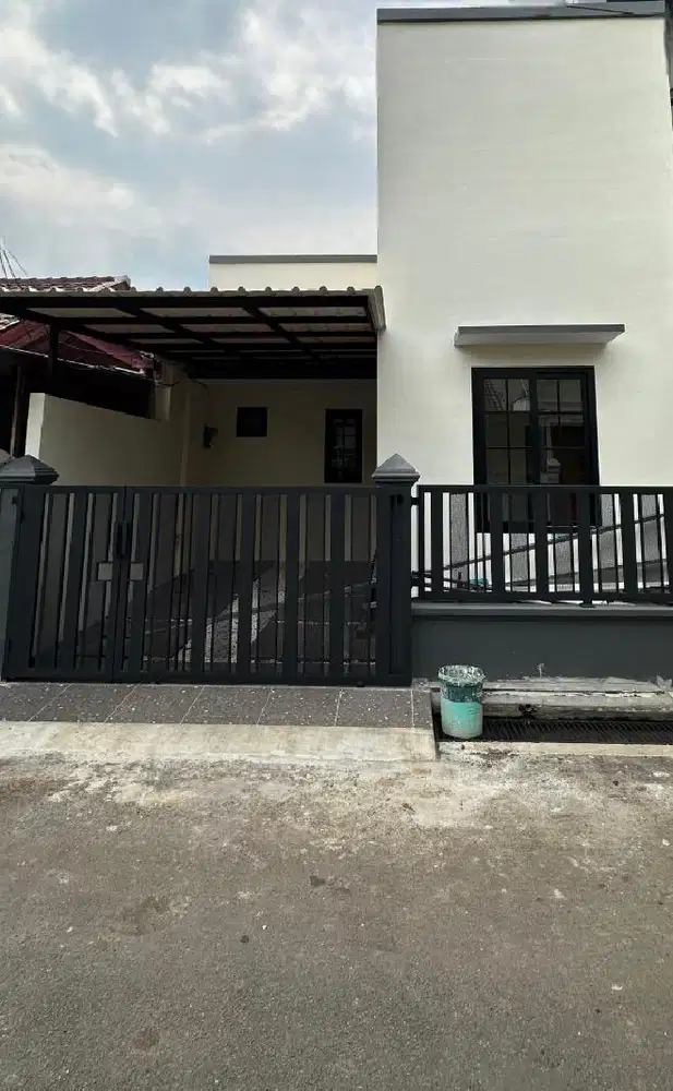 Renovasi Total Tinggal Bawa Koper Saja Lokasi Bagus Nego Sampe Deal.