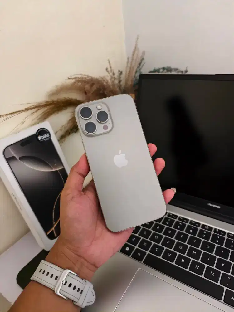 Iphone 16 promax 256gb ibox natural titanium fullset mulus like new