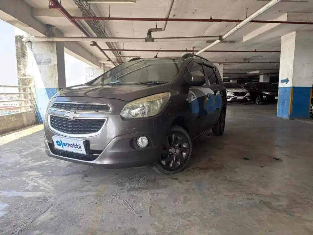 Chevrolet Spin 1.5 LTZ Bensin AT 2013 (IT)