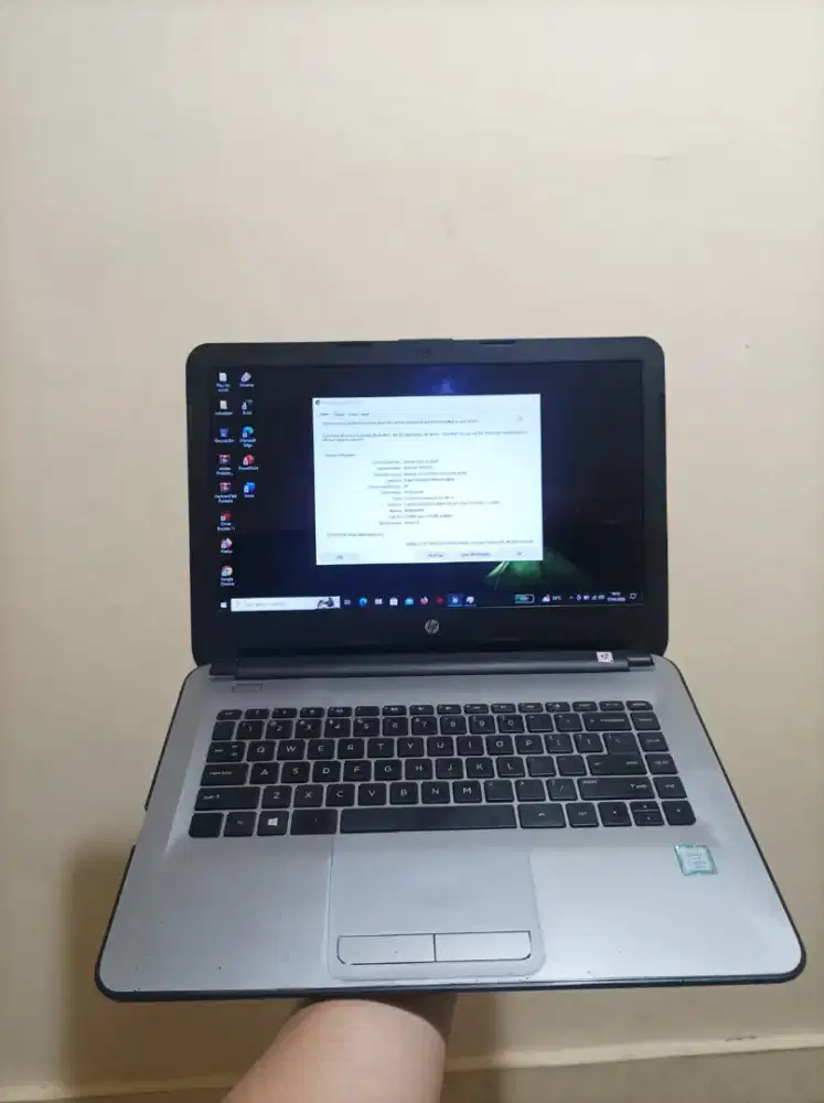 Laptop HP 14 -AC212TU -CORE I3 GEN6 -SSD 128GB -4GB -SIAP PAKE AJA