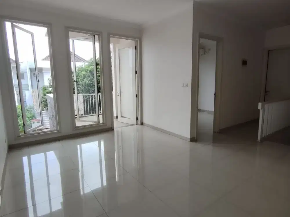 Disewakan Rumah di Cluster Mentari 2Lantai Alam Sutera
