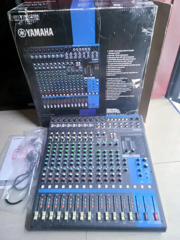 MIXER YAMAHA MG 16 XU