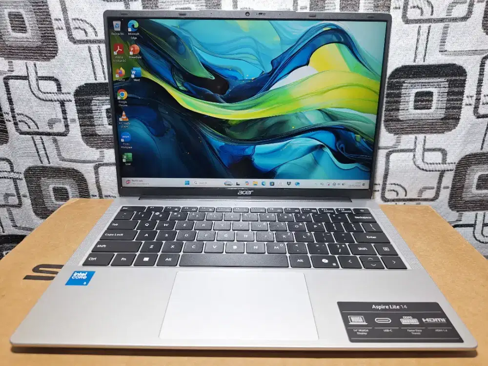 Laptop Acer Aspire Lite 14 Core 3 N355 mulus like new komplit fullset