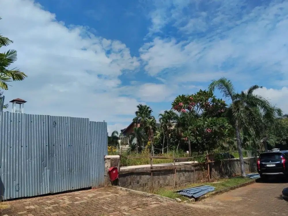 Dijual Kavling di Pantai Mutiara, Posisi Hoek, Luas 1.257M2
