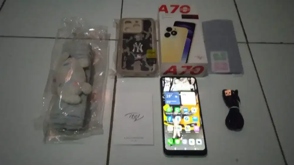 Itel A70 (2024)
Ram 12Gb (4gb+8gb)
Rom 64gb
Tosca Gold Edition FULSET