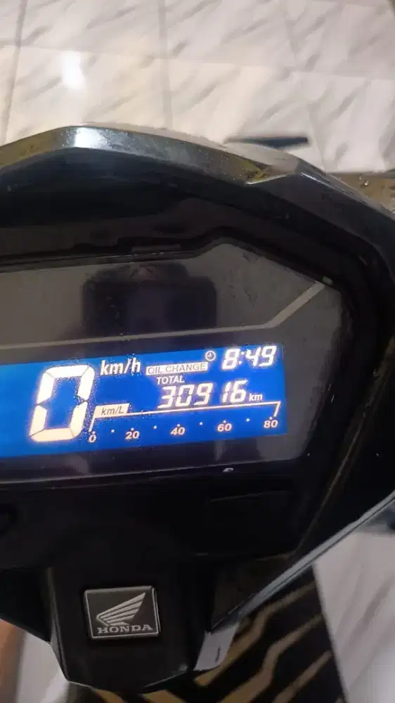 Vario 125 tahun 2023 plat A