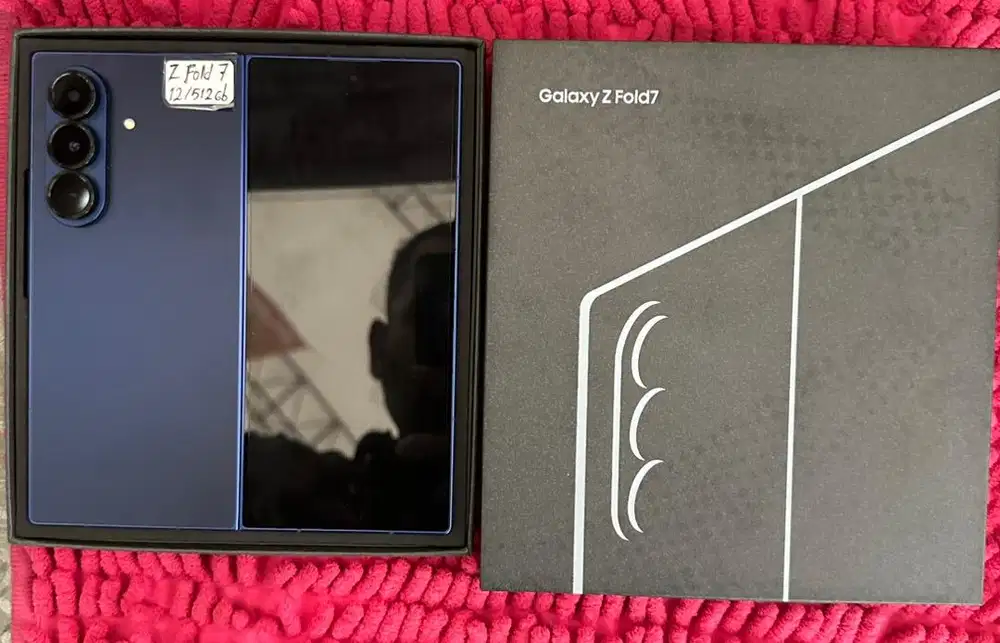 Samsung Zfold 7 12/512GB sein like new