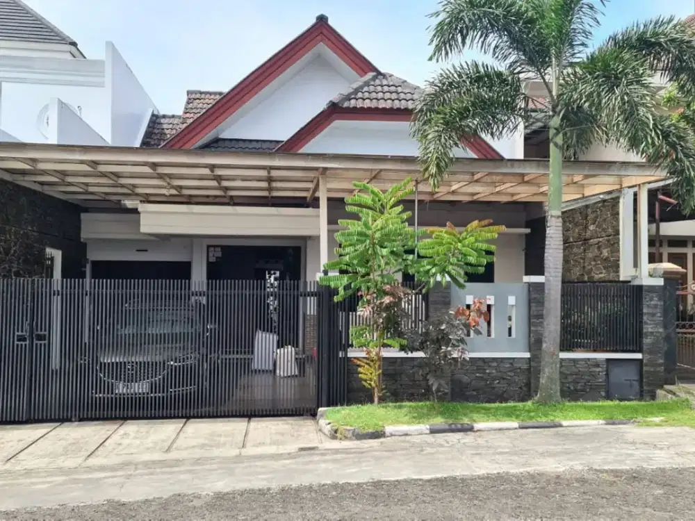Rumah Mewah Tanah Luas di Kota Cimahi Taman Mutiara