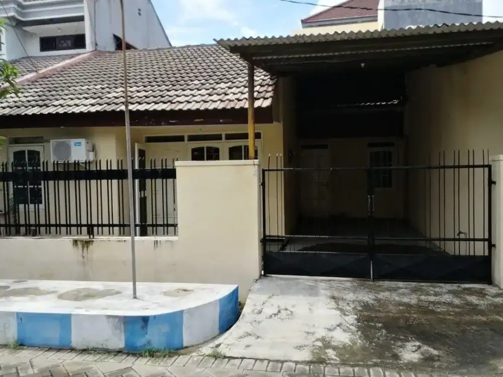 Rumah Di Griya Mapan Sentosa Surabaya Bagus Kondisi Terawat