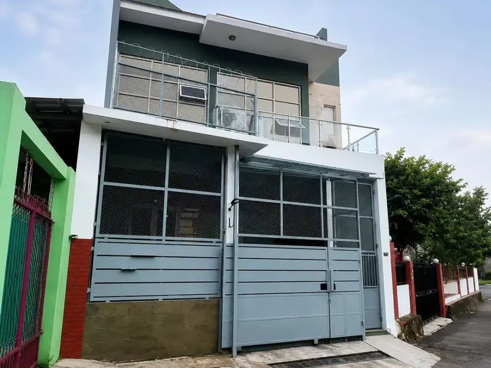 Rumah Full Furnished Ada Kosan di Kebon Jeruk Jakarta Barat