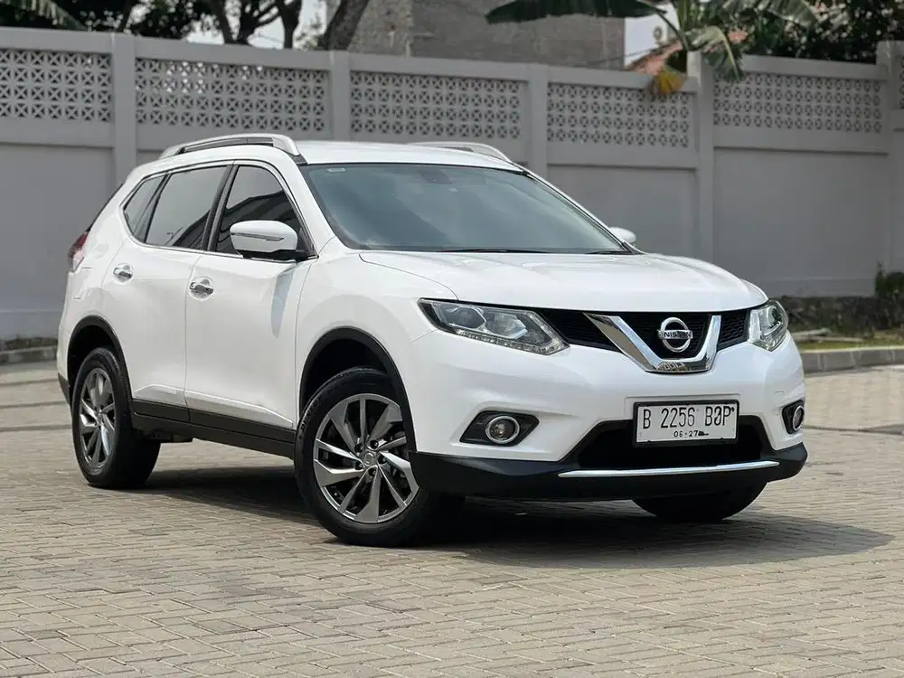 MURAH XTRAIL 2.5 AT 2017 PUTIH LIKE NEW