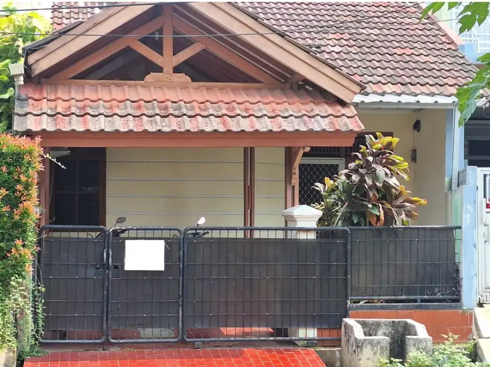 DIJUAL  Rumah di Villa Bintaro Indah Ciputat, Tangerang Selatan