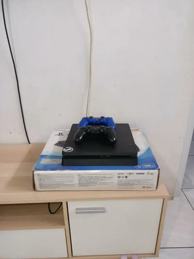 PS 4 Slim 500gb Hen 9.00