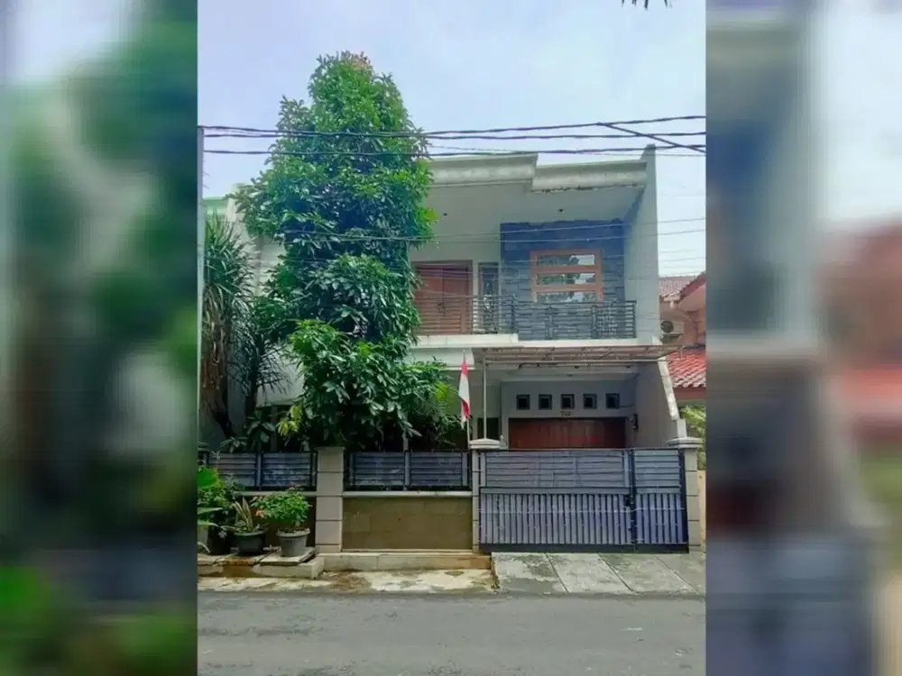 Rumah Bagus Siap Huni Depan Taman Di Rawamangun Jakarta Timur