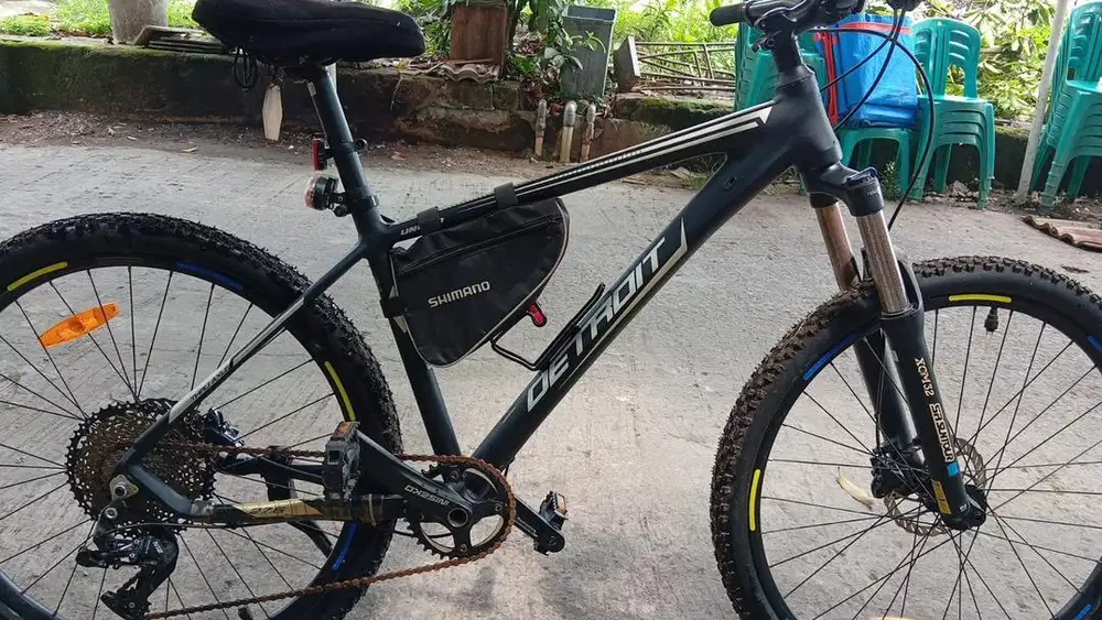 sepeda gunung united detroit 6.1