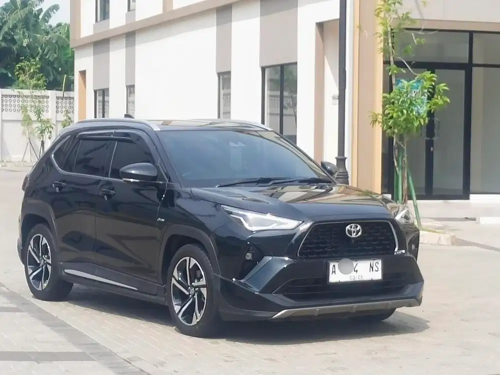 ( km 20 RB ) Yaris croos HV 2023 DP 70 juta murah nego sampe jadi