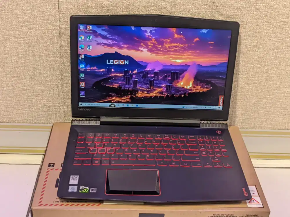 Lenovo Legion Y520 i7 7700HQ Ram 8 GB SSD 128 GB GTX 1050