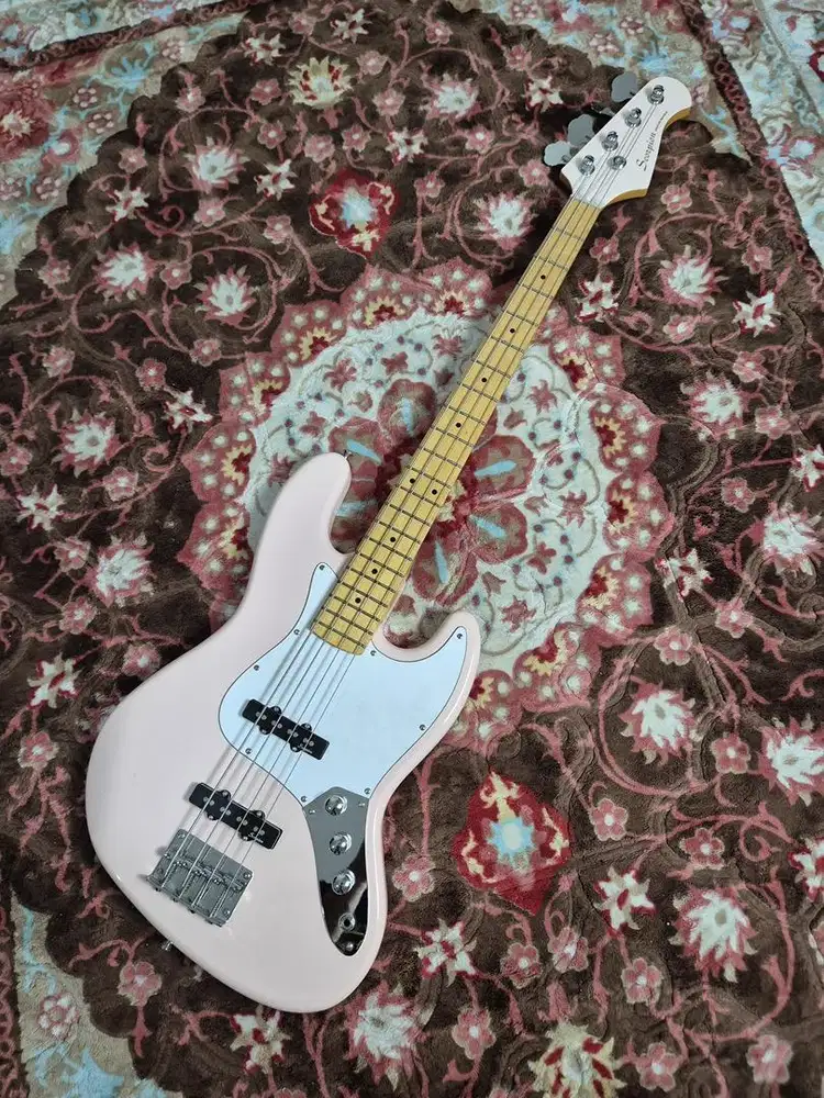Bass Scorpion sj200 pink