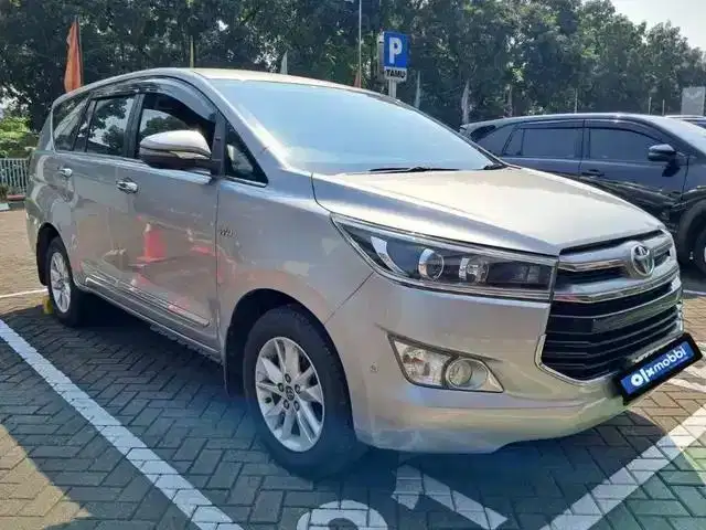 LOW DP Toyota Kijang Innova 2.0 V Bensin-AT 2018 AGK