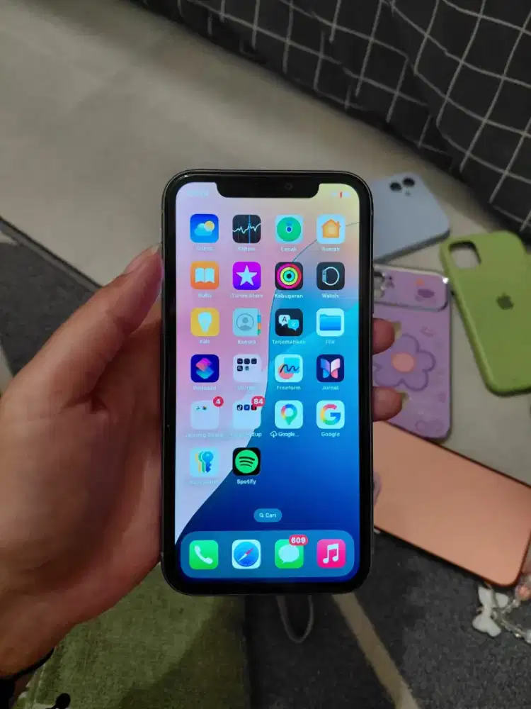 iPhone 11 mulus rapih