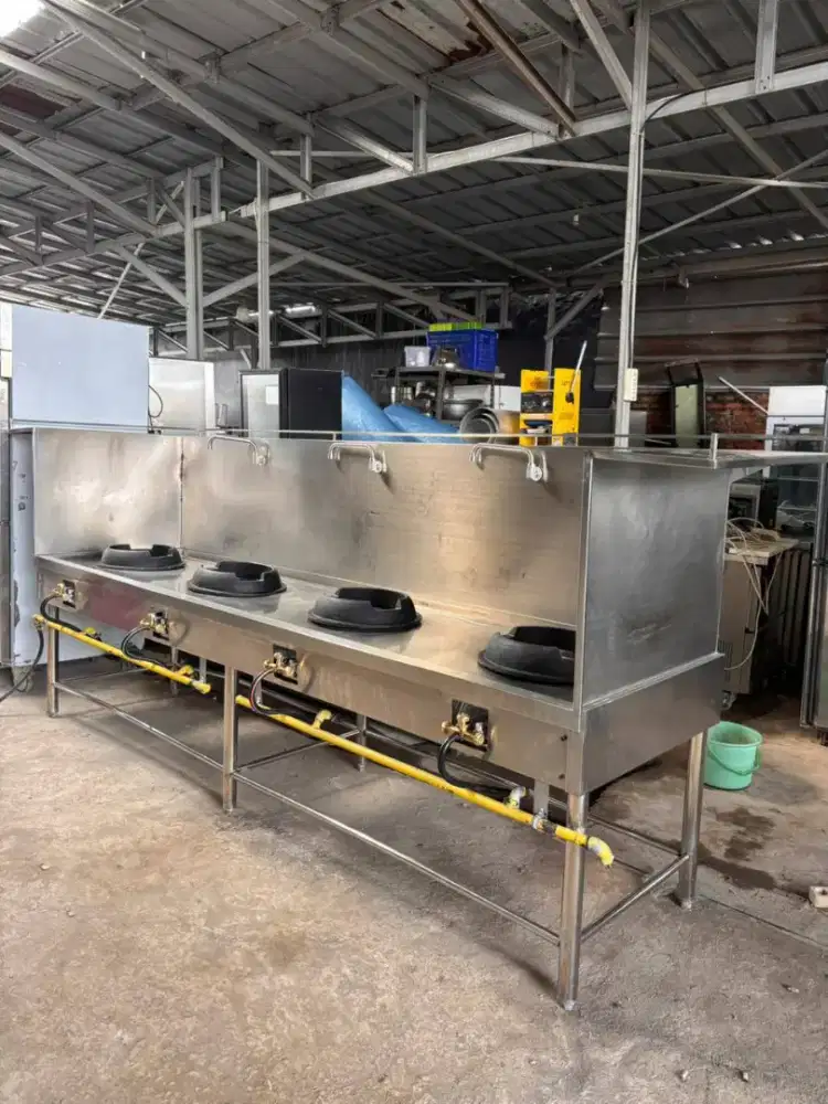 UNTUNG MAKSIMAL,KWALIRANGE 4 TUNGKU

Uk 300.
Tungku, burner baru