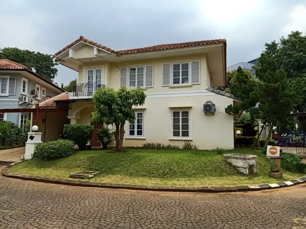 PALING MURAH 6,4M NEGO  DIJUAL RUMAH  Sdh di renovasi dan di cat ulang Rumah  TAMAN PROVENCE BSD TANGSE