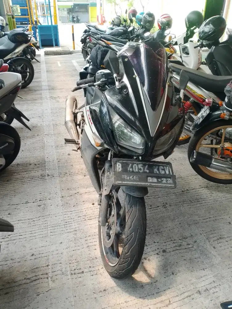 Cbr 150 tahun 2015
