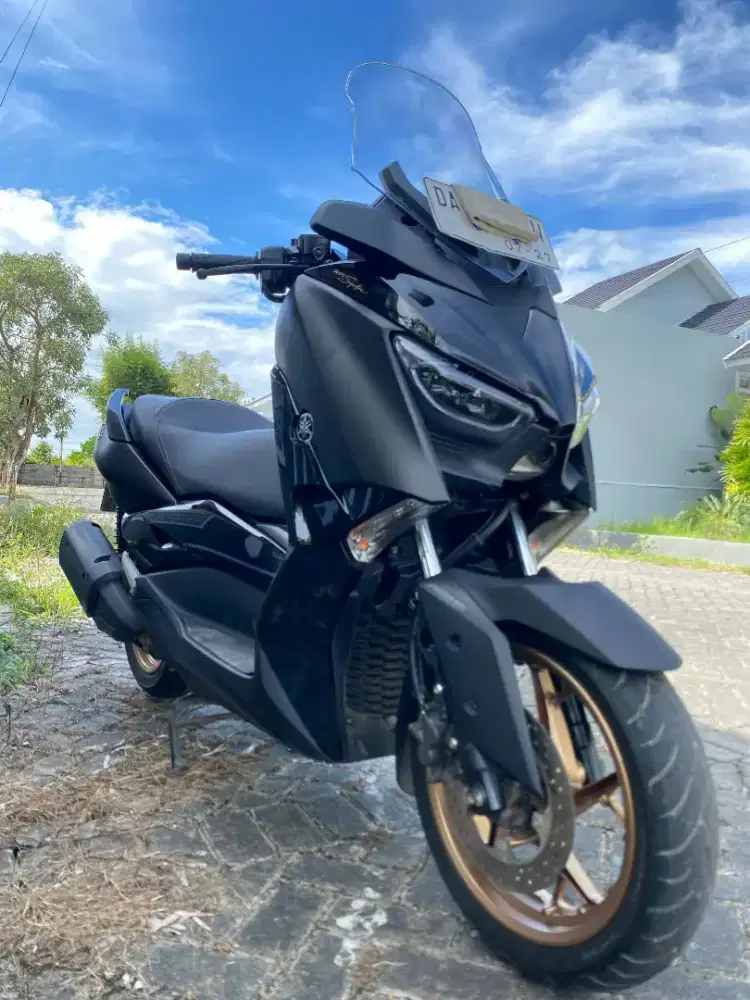 Yamaha Xmax 2022