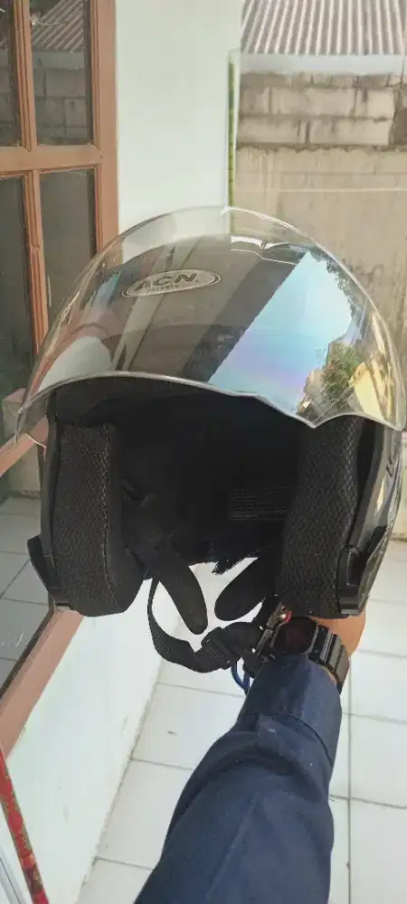 Helm baru pakai 1 minggu